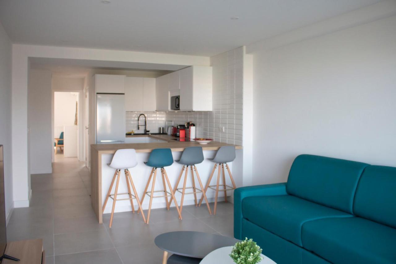 Vue Sur Mer - Magnifique Appartement Tout Confort - Terrasse Et Parking Prive Cagnes-sur-Mer Kültér fotó